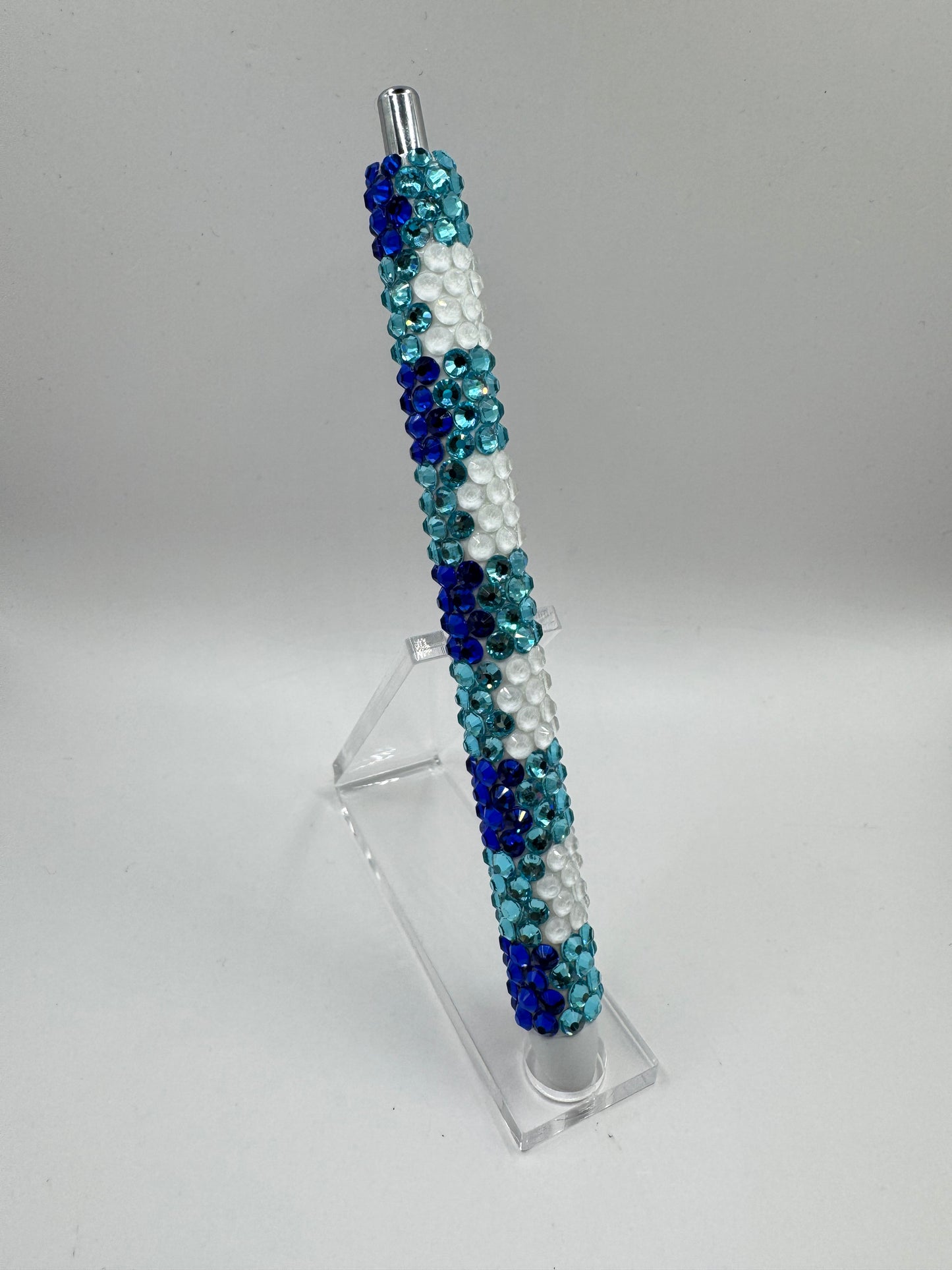 Buffalo Plaid Blue Bling Pen Design